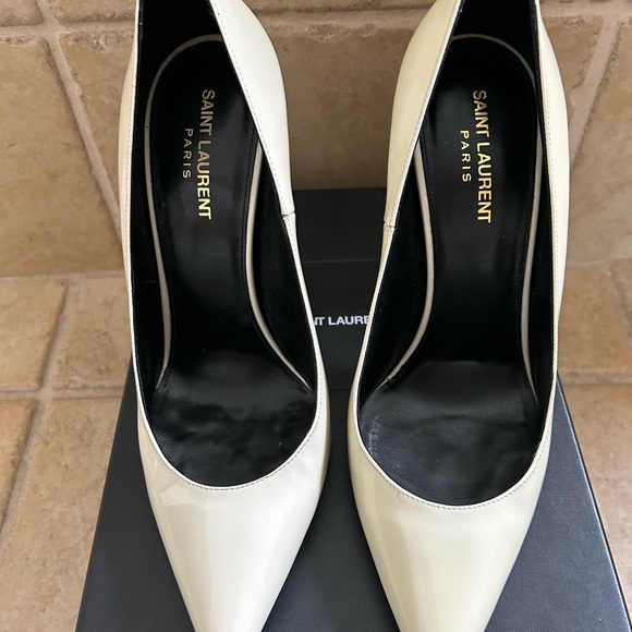 YSL high hill pumps ivory in original box and dust bags . 4 inch hills - Picture 1 of 9